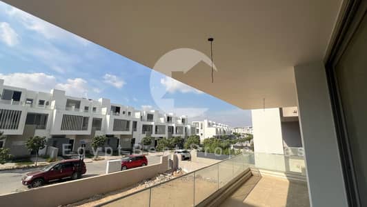 3 Bedroom Flat for Sale in 6th of October, Giza - 6e18de79-4f77-4915-9324-2e6f79b4a187. jpeg