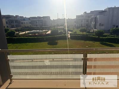 4 Bedroom Villa for Sale in Shorouk City, Cairo - WhatsApp Image 2025-03-15 at 21.48. 36_28868d27. jpg