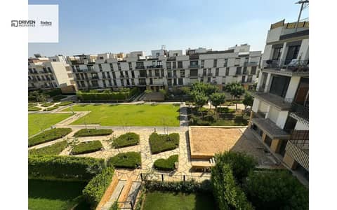 3 Bedroom Penthouse for Sale in Sheikh Zayed, Giza - 728cf6c7-bd3f-449d-af65-605a078c66a7. jfif. jpg