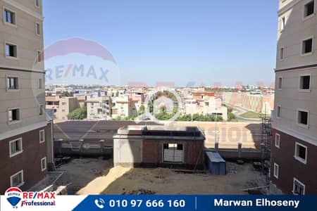 3 Bedroom Duplex for Sale in Moharam Bik, Alexandria - 1. jpg
