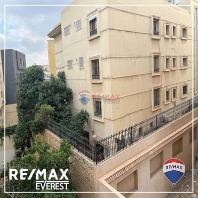 عقار سكني آخر 10+ غرف نوم للبيع في الشيخ زايد، الجيزة - IMG-20241201-WA0194. jpg