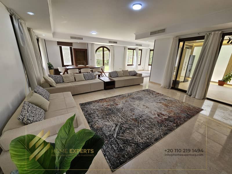 4 4aed5d5a-f0f0-42c8-b885-707d8f00bda9. jpg