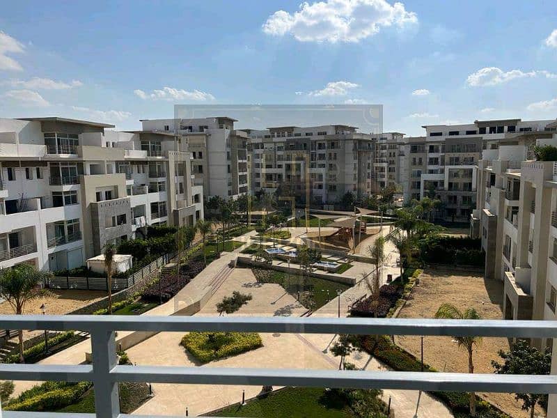 9 Hyde Park HPR. jpg