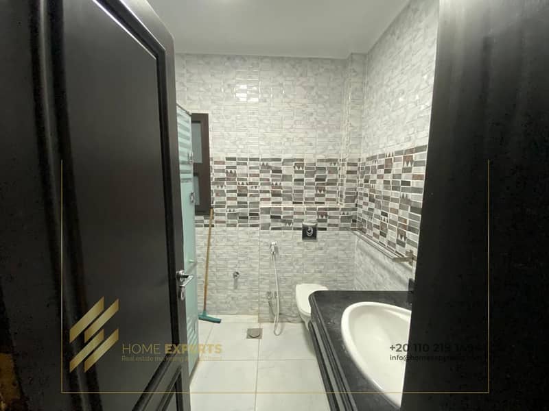 2 1c01abc0-33bf-4d96-9bd8-f308d765d8e2. jpg