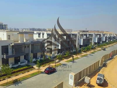 2 Bedroom Flat for Sale in New Cairo, Cairo - 6370ec7aa2eb6_1-compound-Taj-City-New-Cairo-كمبوند-تاج-سيتي-القاهرة-الجديدة (1). jpg