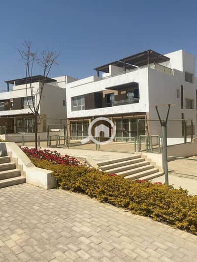 4 Bedroom Townhouse for Sale in 6th of October, Giza - c8bc834b-1b88-4145-b1f2-16564fd1d7cd. jpg