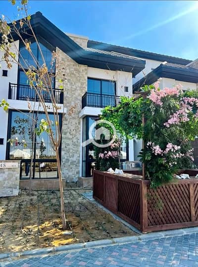 4 Bedroom Townhouse for Sale in New Cairo, Cairo - 491810664_4100559296845015_2853181611290908436_n. jpg