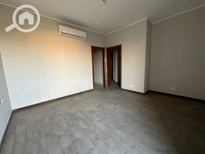3 Bedroom Apartment for Sale in Sheikh Zayed, Giza - 454579494_8230102967047460_8917951654177251780_n. jpg
