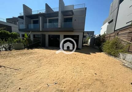 5 Bedroom Twin House for Sale in Sheikh Zayed, Giza - WhatsApp Image 2025-04-14 at 1.55. 18 PM. jpeg