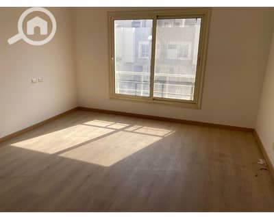 4 Bedroom Townhouse for Rent in 6th of October, Giza - WhatsApp Image 2025-04-08 at 4.48. 06 PM (1). jpeg