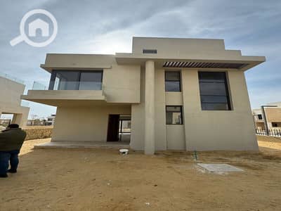 4 Bedroom Villa for Sale in 6th of October, Giza - IMG-20250430-WA0052. jpg