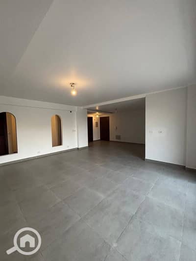3 Bedroom Flat for Sale in 6th of October, Giza - IMG-20250426-WA0379. jpg