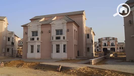تاون هاوس 4 غرف نوم للبيع في القاهرة الجديدة، القاهرة - 38521626_1798068083622701_7948658690096103424_n. jpg