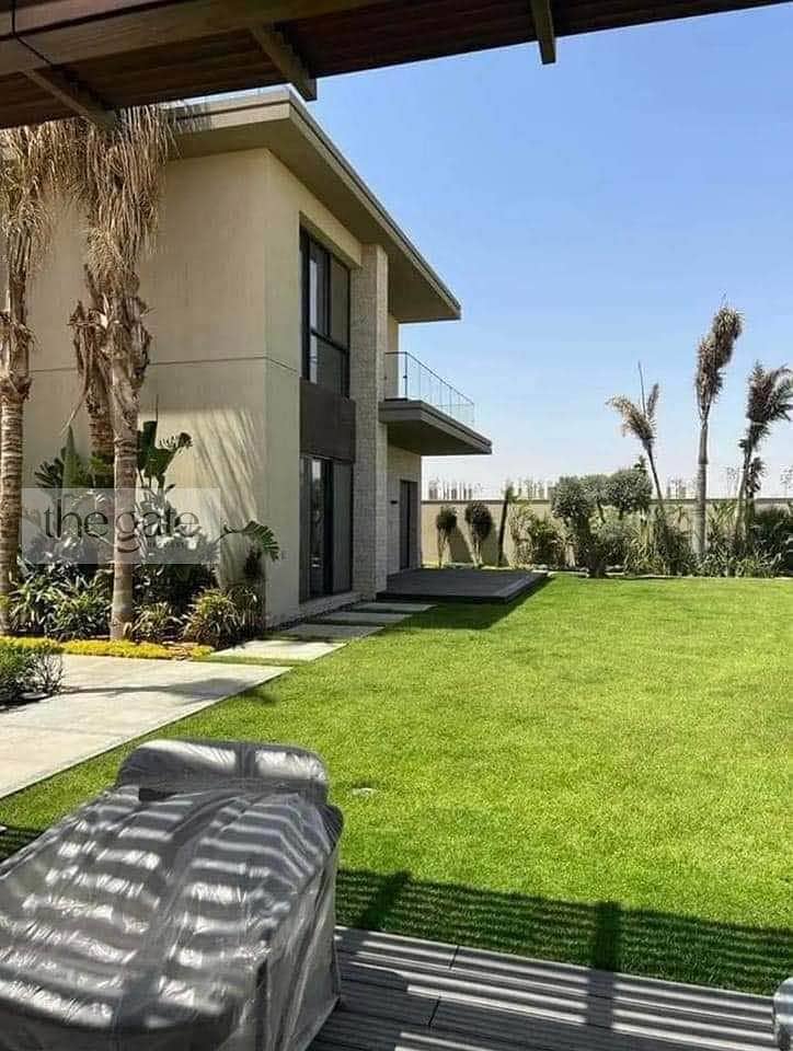 4 estates320. jpg