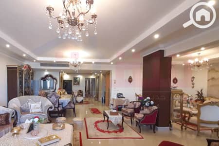 5 Bedroom Apartment for Sale in Smoha, Alexandria - WhatsApp Image 2025-04-27 at 1.00. 56 PM. jpg