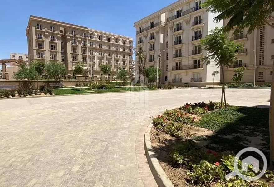 3 Apartments for sale in hyde park. jpg
