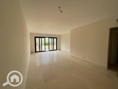 2 Bedroom Flat for Sale in 6th of October, Giza - WhatsApp Image 2024-11-30 at 4.42. 50 PM (4). jpeg