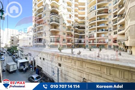 فلیٹ 4 غرف نوم للبيع في جناكليس، الإسكندرية - IMG_0541. jpg