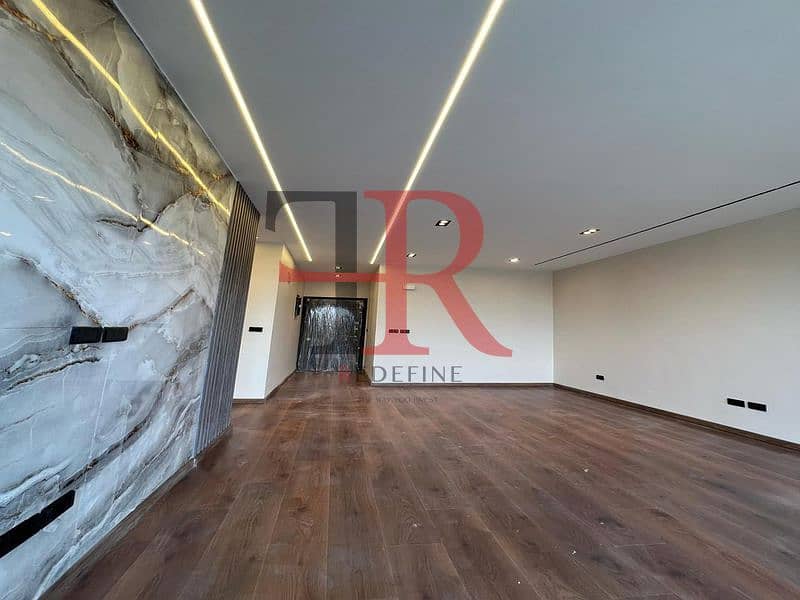 5 WhatsApp Image 2025-05-01 at 1.17. 51 PM (1)_800x600. jpg