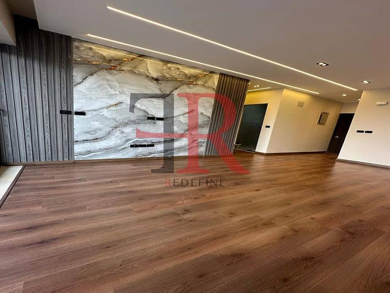 8 WhatsApp Image 2025-05-01 at 1.17. 53 PM_800x600. jpg