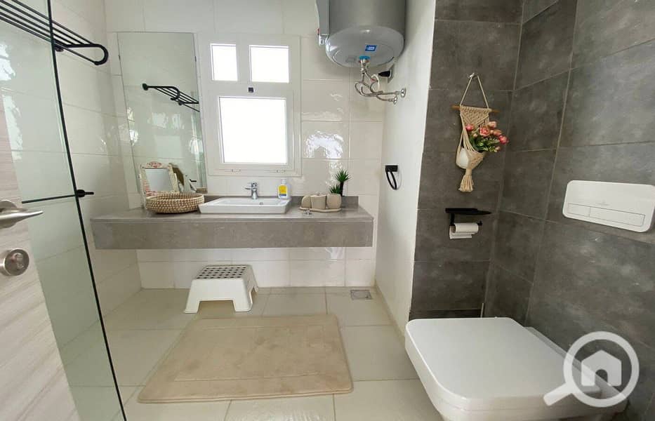 5 WhatsApp Image 2025-04-16 at 12.59. 21 PM. jpeg