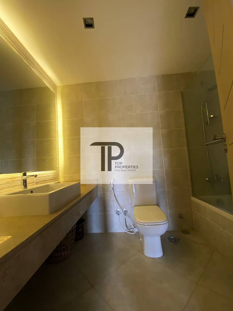 10 WhatsApp Image 2025-02-17 at 2.41. 12 PM. jpeg