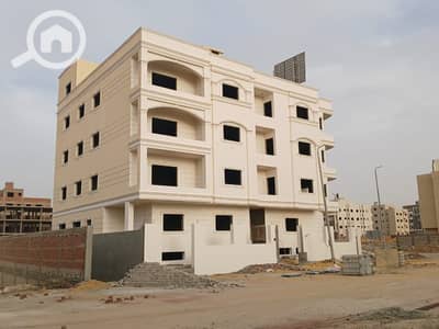 3 Bedroom Flat for Sale in New Cairo, Cairo - e2716924-5e01-4f30-a78e-3ad7b9ec90f2. jpg