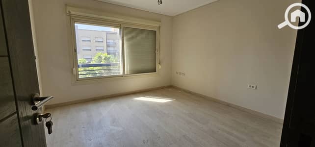 3 Bedroom Flat for Rent in 6th of October, Giza - IMG-20250504-WA0181. jpg