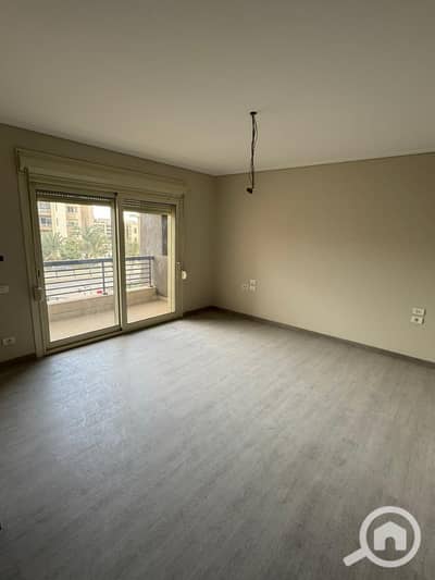 3 Bedroom Flat for Sale in 6th of October, Giza - IMG-20250504-WA0190. jpg