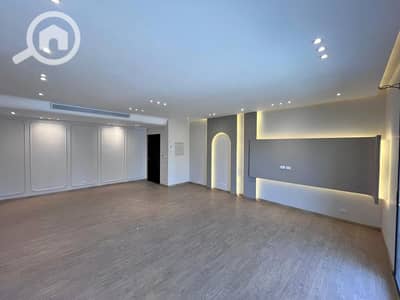 2 Bedroom Apartment for Sale in Sheikh Zayed, Giza - 458537809_489083693989808_3488616954884566636_n. jpg