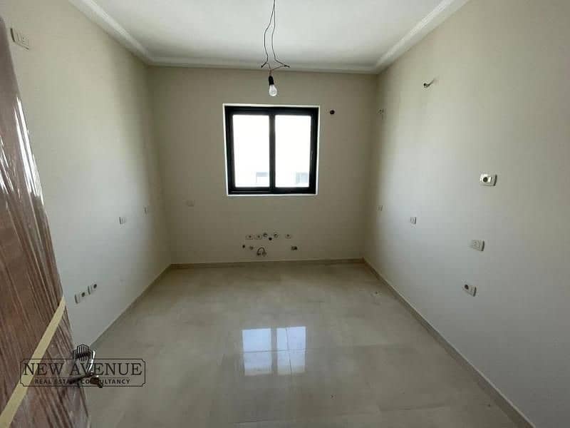 5 WhatsApp Image 2025-05-04 at 5.53. 30 PM. jpg