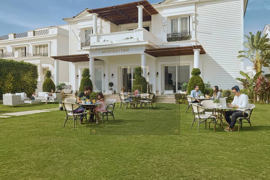 8 Villa%20for%20sale%20in%20mountain-view-2. png