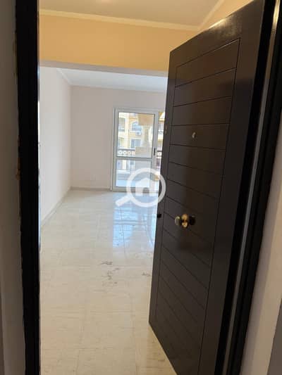 3 Bedroom Apartment for Sale in Madinaty, Cairo - IMG-20250428-WA0035(2). jpg