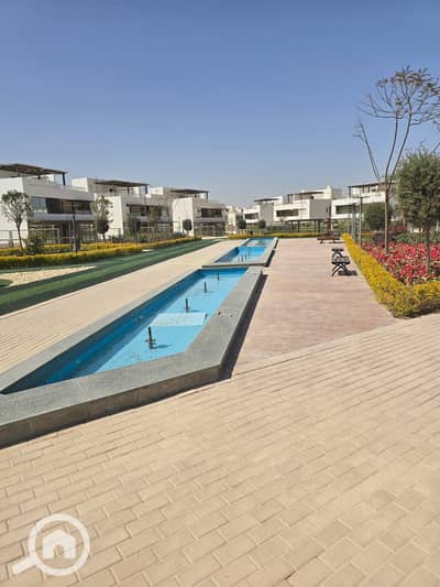 3 Bedroom Twin House for Sale in 6th of October, Giza - IMG-20250505-WA0165. jpg