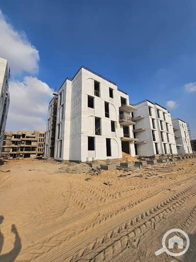 3 Bedroom Apartment for Sale in Sheikh Zayed, Giza - 493470820_1966063034201645_3186314372354355327_n. jpg