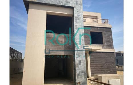 4 Bedroom Villa for Sale in Sheikh Zayed, Giza - f937a853-543d-423d-9563-3c9271641151. jpg