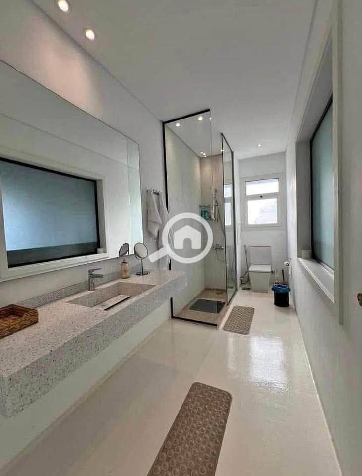 5 FB_IMG_1745781349898. jpg