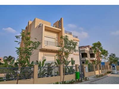 3 Bedroom Villa for Sale in New Cairo, Cairo - WhatsApp Image 2025-05-05 at 10.31. 57 AM. jpg 3 Bedroom Villa for Sale in New Cairo, Cairo - WhatsApp Image 2025-05-05 at 10.31. 57 AM. jpg