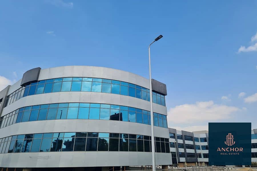 21 A3_900x600. jpg