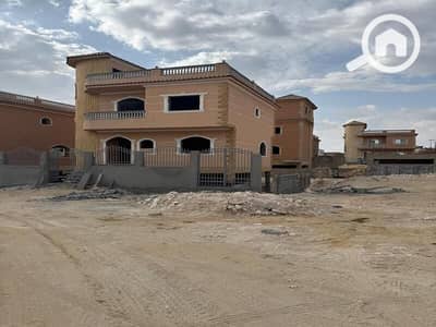 فیلا 4 غرف نوم للبيع في الشيخ زايد، الجيزة - IMG-20250505-WA0295. jpg