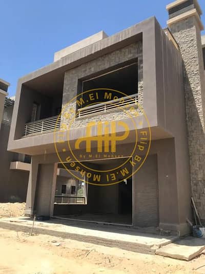 4 Bedroom Villa for Sale in 6th of October, Giza - WhatsApp Image 2025-05-05 at 3.05. 06 PM(1). jpg