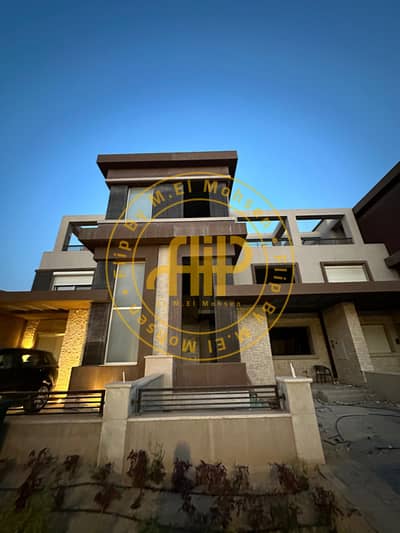 4 Bedroom Townhouse for Sale in 6th of October, Giza - IMG-20240903-WA0150. jpg