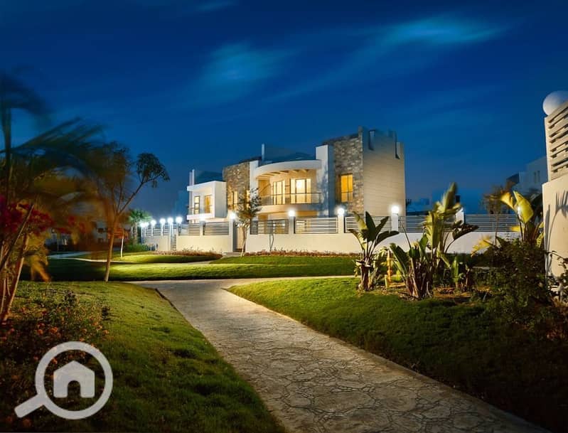 21 penthouses for sale in cleopatra square. jpeg