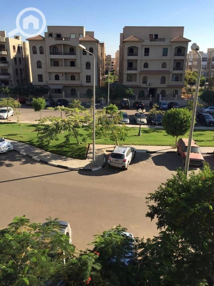 9 property for sale in Beverly Hills. jpg