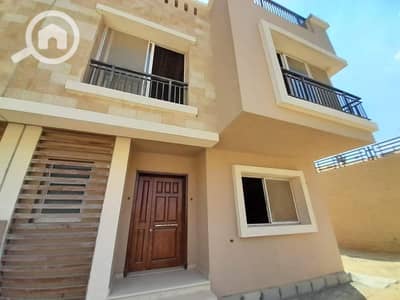 3 Bedroom Villa for Sale in New Cairo, Cairo - WhatsApp Image 2025-03-16 at 21.03. 07_aefea342. jpg