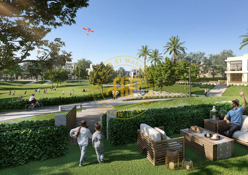 4 9-Backyard-overlooking-green-space-scaled. jpg