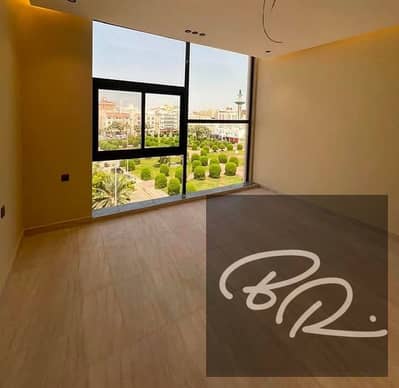 3 Bedroom Flat for Sale in Sheikh Zayed, Giza - FB_IMG_1737895426944. jpg