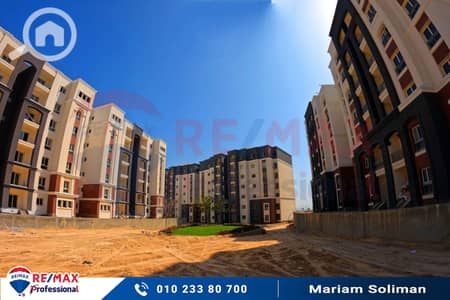 شقة 3 غرف نوم للبيع في عجمي، الإسكندرية - 01. jpg