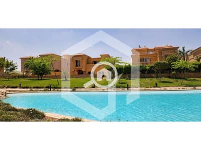 فیلا 5 غرف نوم للبيع في الشيخ زايد، الجيزة - Royal Meadows 7. jpg