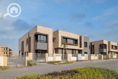 5 Bedroom Villa for Sale in Mostakbal City, Cairo - 316686175_147424351377879_4249622075772579348_n. jpg